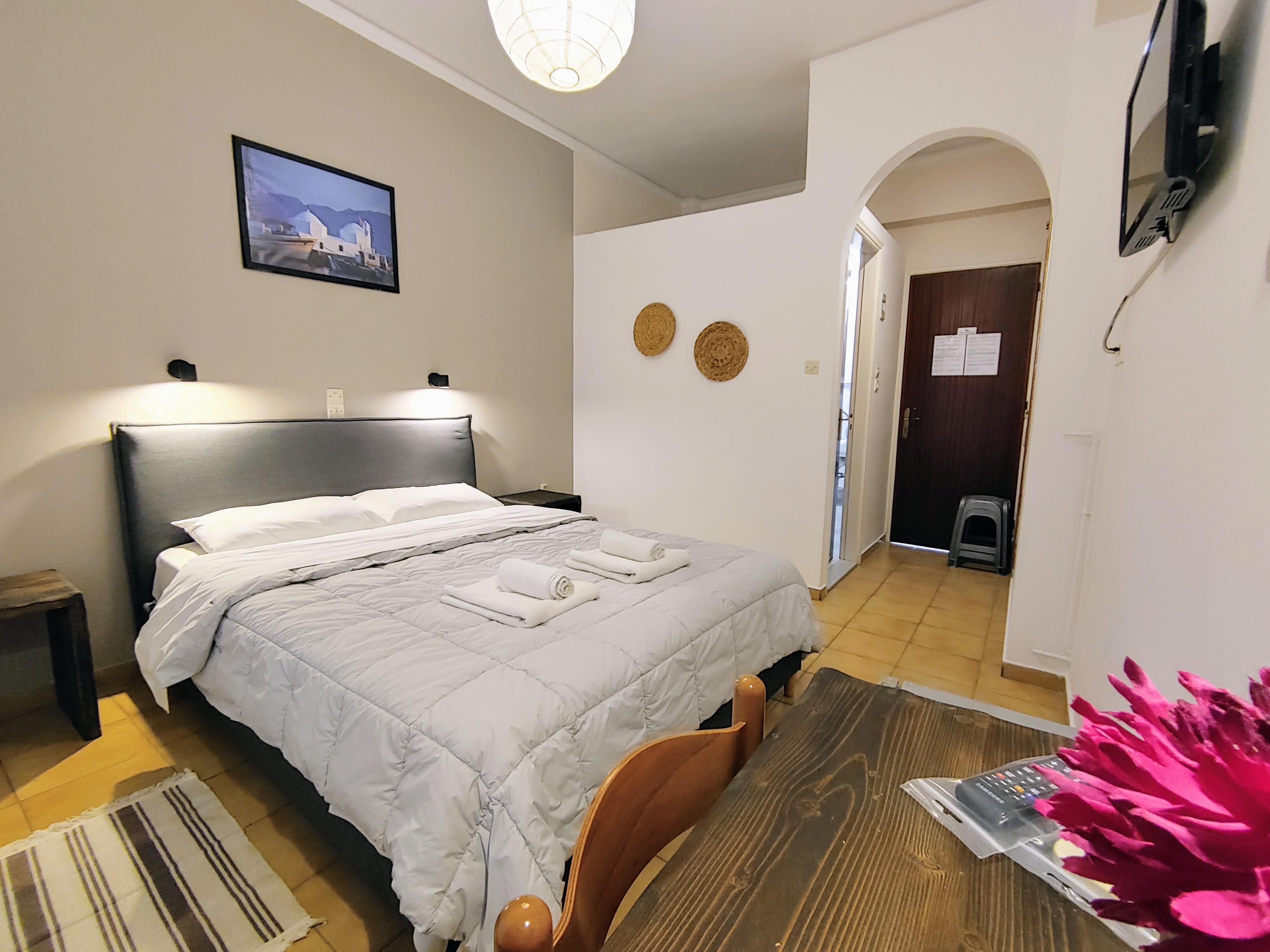 Hotel Aegina Bagian luar foto
